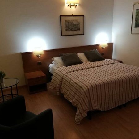 Domus Appia 154 B&B Rome Luaran gambar