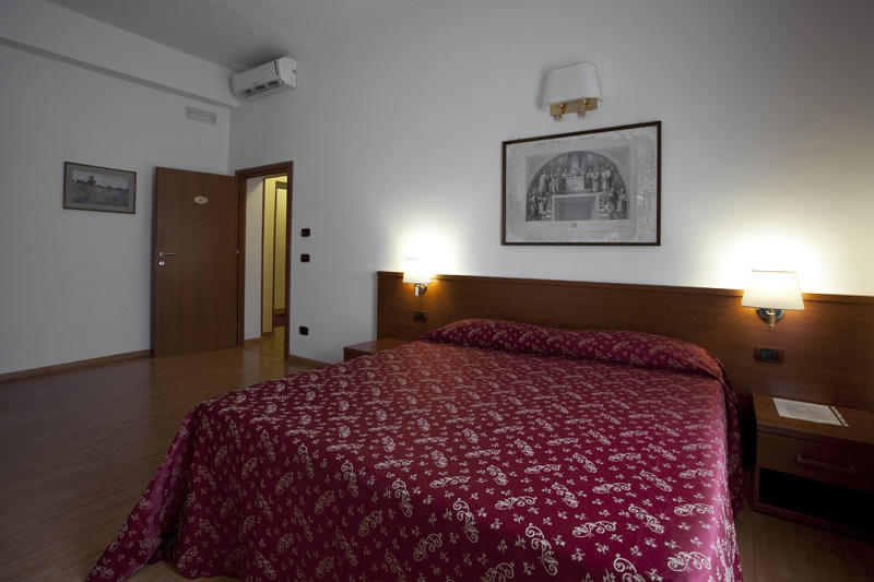 Domus Appia 154 B&B Rome Bilik gambar